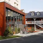 Holiday home Les Jardins De