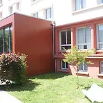 Les Jardins De Holiday home *