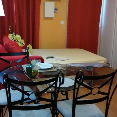 بيت للعطل Les Jardins De