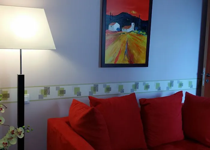 Les Jardins De Лурд