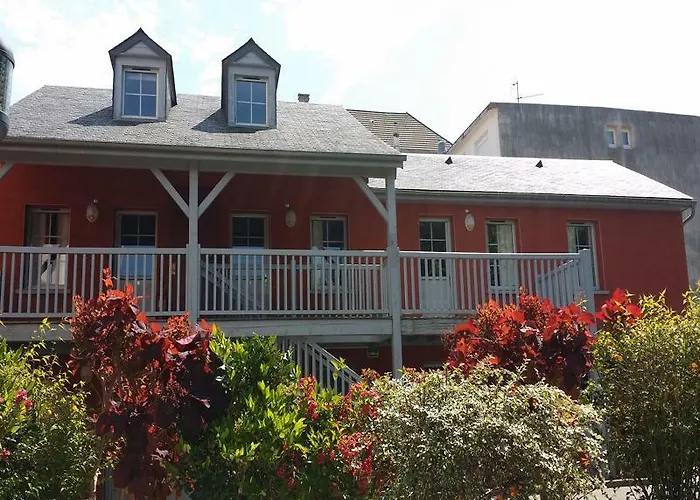 Les Jardins De Holiday home *